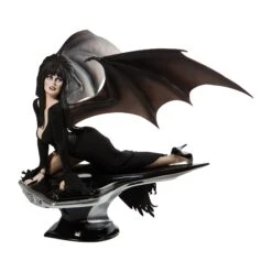 Enesco Gift Elvira One Quarter Scale(Elvira Masterpiece Statue)
