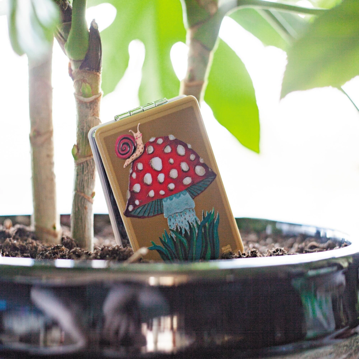 Enesco Gift Mushroom Compact Mirror(Mushroom Compact Mirror 1) 2 Enesco Gift Mushroom Compact Mirror(Mushroom Compact Mirror 1) - Image 2