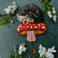 Enesco Gift Hank The Hedgehog Wall Clock(Hank The Hedgehog Wall Clock) 6 Enesco Gift Hank The Hedgehog Wall Clock(Hank The Hedgehog Wall Clock) -Enesco Gift 6012910 00