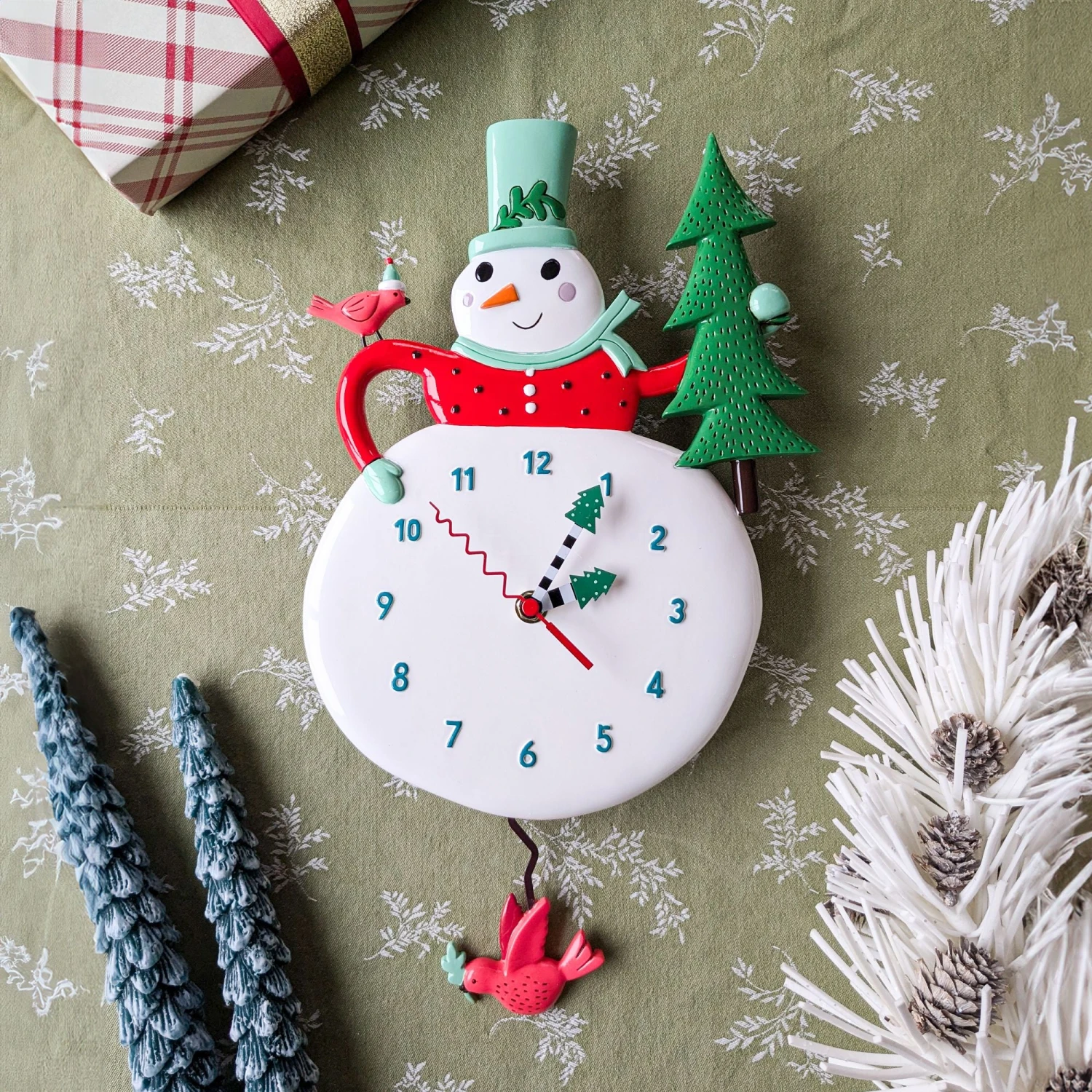Enesco Gift Snowy Joy Clock(Snowy Joy Clock) 2 Enesco Gift Snowy Joy Clock(Snowy Joy Clock) - Image 2