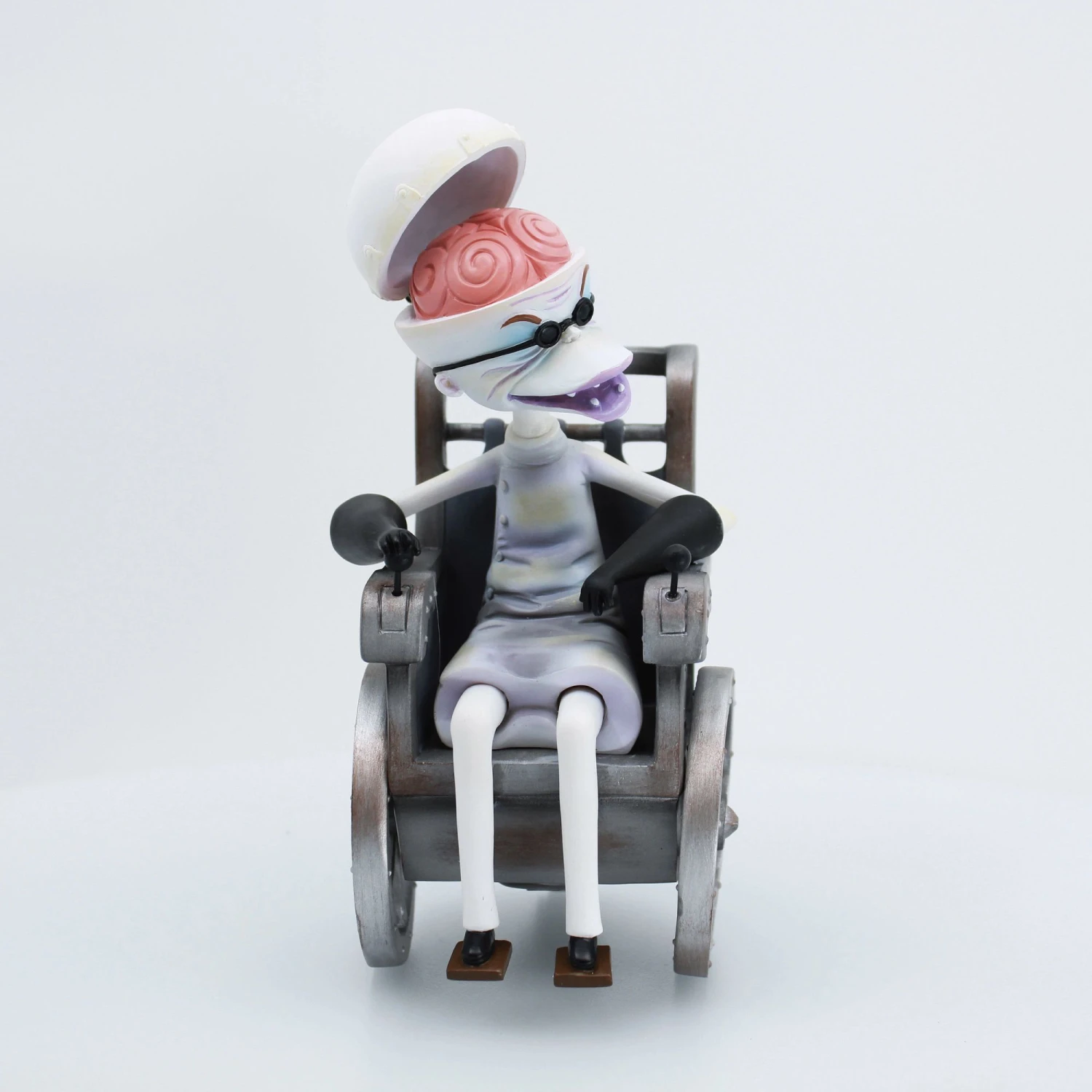 Enesco Gift DSSHO Dr. Finkelstein Figurine(Dssho Dr Finkelstein Figurine) 4 Enesco Gift DSSHO Dr. Finkelstein Figurine(Dssho Dr Finkelstein Figurine) - Image 4