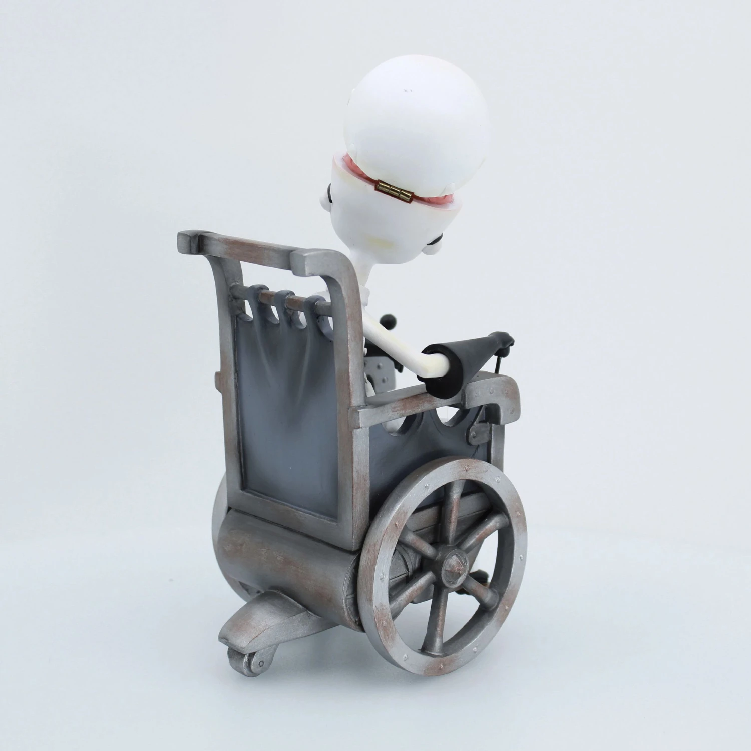 Enesco Gift DSSHO Dr. Finkelstein Figurine(Dssho Dr Finkelstein Figurine) 6 Enesco Gift DSSHO Dr. Finkelstein Figurine(Dssho Dr Finkelstein Figurine) - Image 6