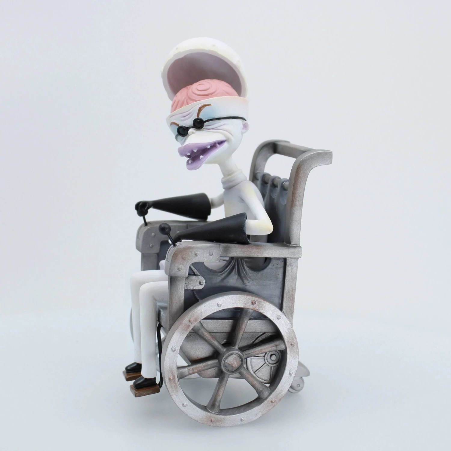 Enesco Gift DSSHO Dr. Finkelstein Figurine(Dssho Dr Finkelstein Figurine) 7 Enesco Gift DSSHO Dr. Finkelstein Figurine(Dssho Dr Finkelstein Figurine) - Image 7